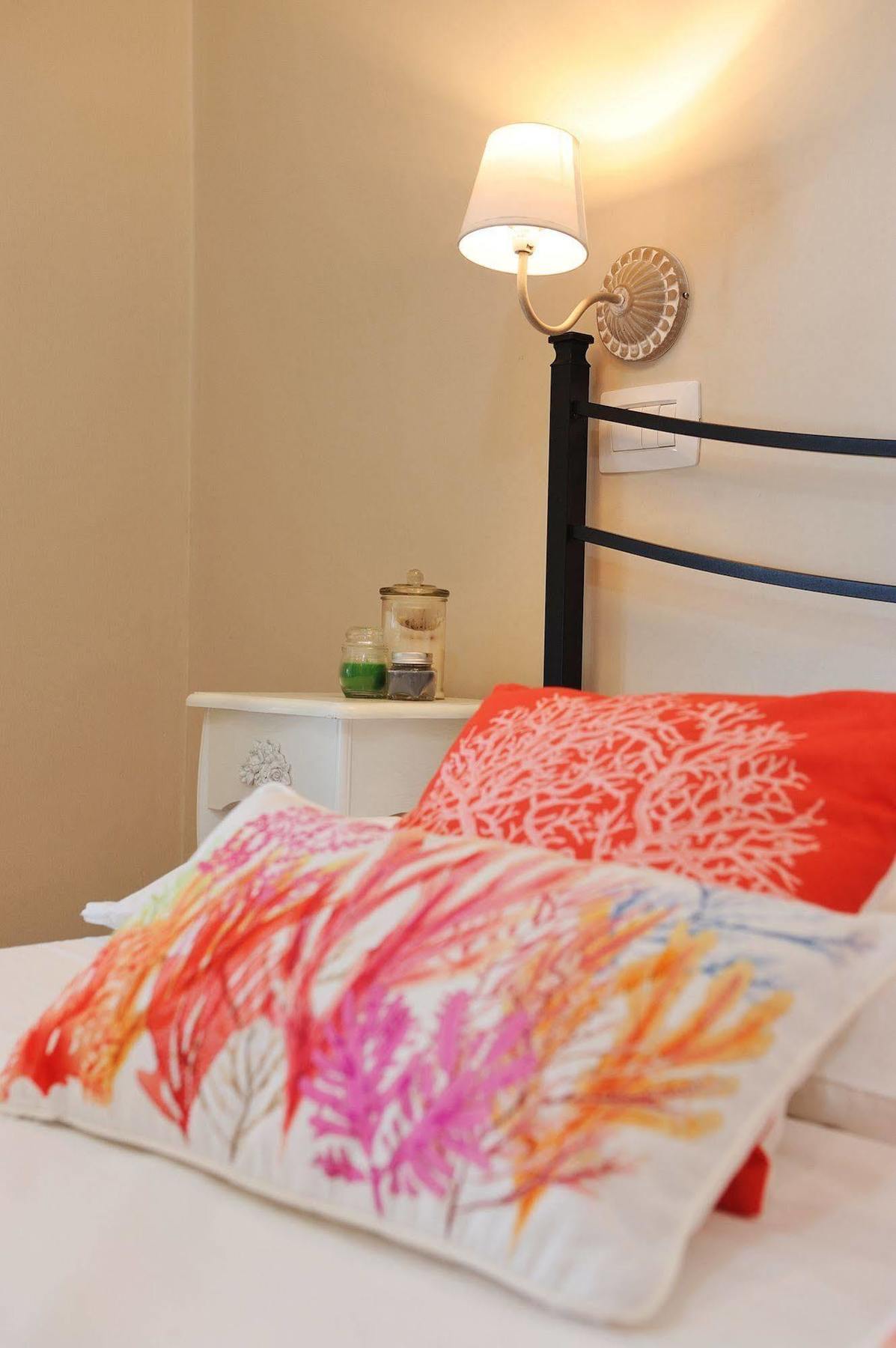 Onda Marina Rooms Cagliari Bagian luar foto